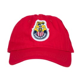 GORRA BORDADA ESCUDO CHIVAS RETRO ROJA